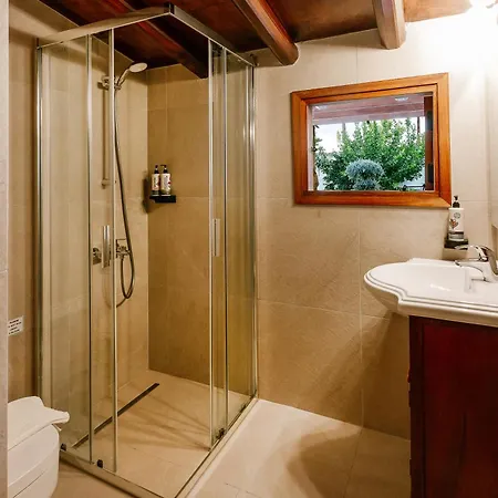 Iliada's Traditional Stone House * Pafos