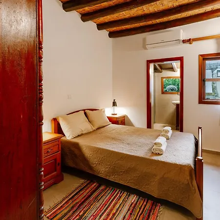 Iliada Traditional Stone House With Private Pool, Paphos
