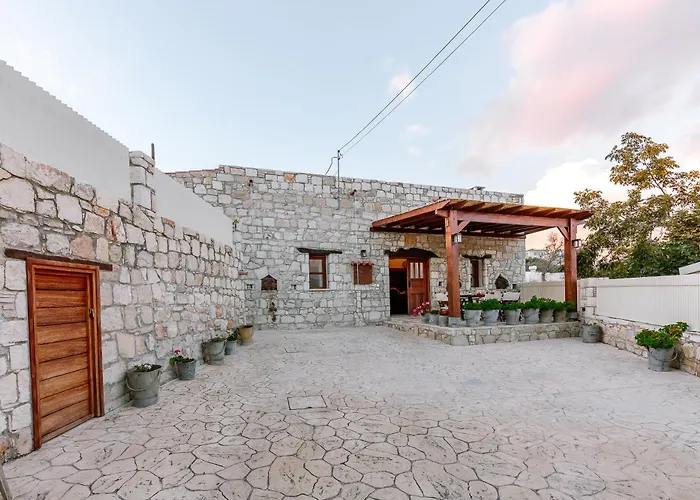 Iliada Traditional Stone House With Private Pool, * パ フォス